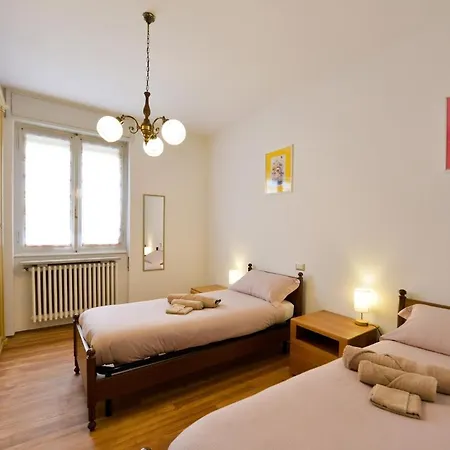 Alp Gruem - 8 Min Walk To Bernina Express Διαμέρισμα Tirano